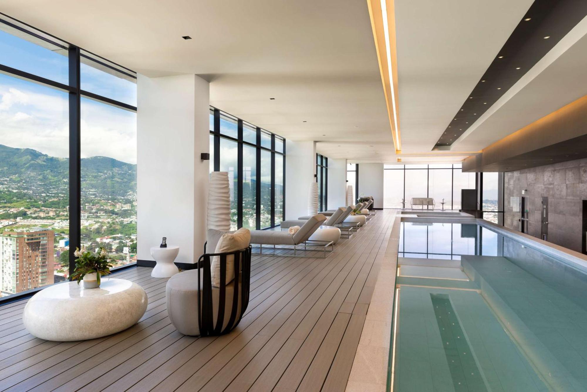 Hilton La Sabana Hotel 4*